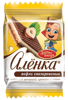 Вафли Аленка глазированные с молочной начинкой, орехами и какао